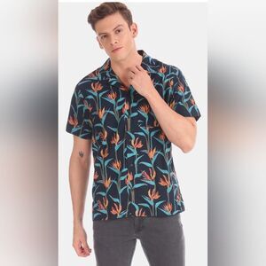 NEW Gap Men's Button-Down Shirt Medium Blue Pink Hawaiian Short Sleeve Cotton